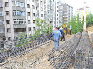 Trabzon'da yol sorunları çözülüyor