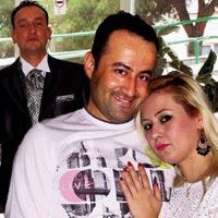 Şehidin komutanı ile eşinin aşkı