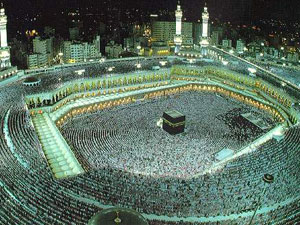 Umre ve hacca gidecekleri bekleyen tehike