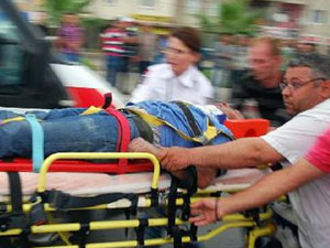 Motorsiklet yayaya çarptı