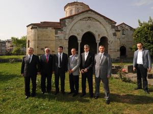 Vali’den Bakan’a Kuymak İkramı