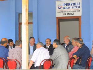 Başkan Gümrükçüoğlu'ndan Esnaf Ziyareti