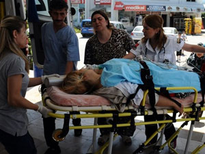 Aşkına karşılık vermedi diye...