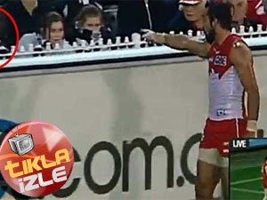 Irkçı taraftara öyle bir ders verdi ki!..