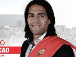 Ve yılın transferi gerçekleşti!