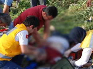 Ağaç budarken elektrik akımına kapıldı