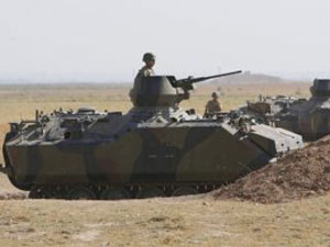 Şanlıurfa’da askeri hareketlilik: Tanklar sınır hattına konuşlandı
