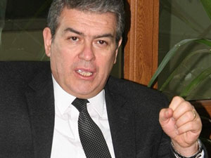 "Çocuklarımızı Ak it'lere dövdürtmeyiz...!"