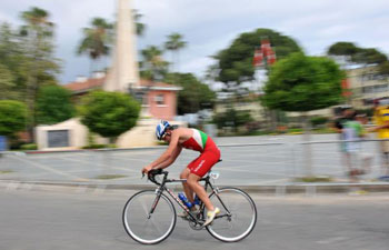 Triatlon şampiyonu Rus sporcu