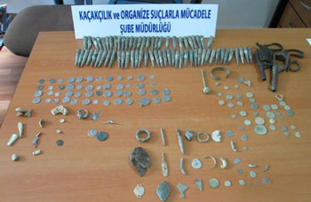 Tarihi eser silah ele geçirildi!