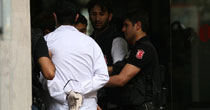 Gezi doktorlarına gözaltı