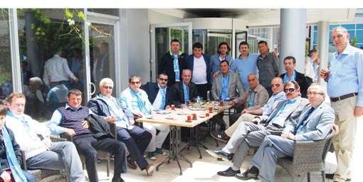 Pazar’da kongre ertelendi