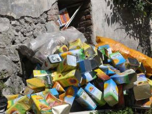 Evden 3 kamyon çöp çıktı!