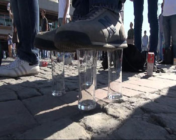 Gezi için rakı bardaklarında durdu!