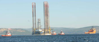 Çanakkale'den dev geçti