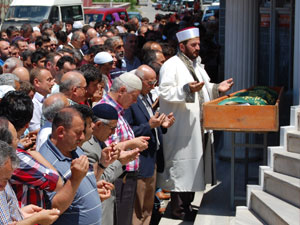 Hasan Karateke toprağa verildi