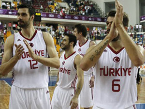 12 Dev Adam finale adını yazdırdı!