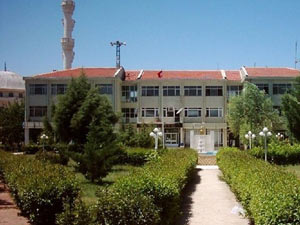 Belediyelerin yarısı kapanacak!