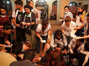 Müezzin" Camii'de içki İçildiğini Görmedim'