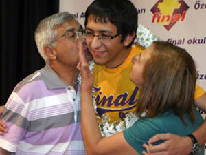 "Biz öğrenciler robot değiliz"