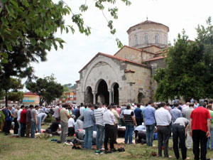 Usta" Ayasofya Fatih Vakfiyesi değil"
