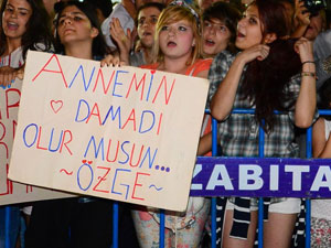 Trabzonlu sanatçıya ilginç teklif