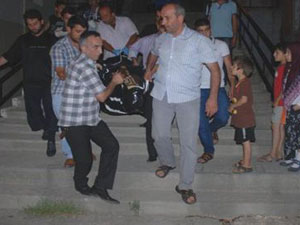 Eski Siyasetçi İntihar Etti