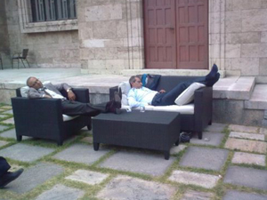 "Bacak aranızı çeker yayınlarım"