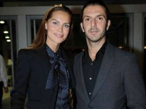 Ünlü çift sessiz sedasız boşandı!