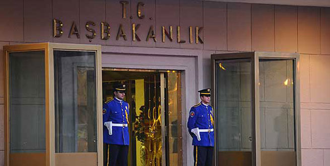 Başbakanlık ofisinde hareketlilik