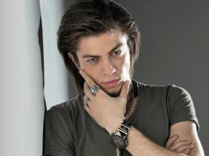 Başıma birşey gelir diye tutturmuyorum