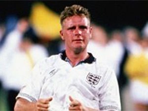 Lütfen bu futbolcuya içki vermeyin!