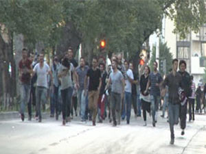 Gezi eylemine polis müdahalesi!