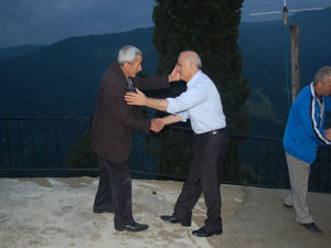 Bıyıklıoğlu, dur durak bilmiyor