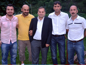 Futbol Takımı için yaş çay toplayacaklar