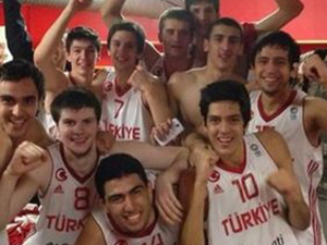 Milli takım finalde