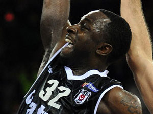 Baskette ilk bomba geliyor!