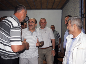 Gümrükçüoğlu dur durak bilmiyor