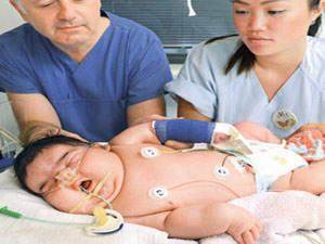 Herkesi şaşırtan bebek!