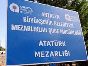 Tepki çeken tabela!