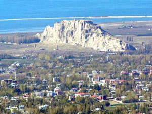 Hangi şehir 30 santim doğuya kaydı?
