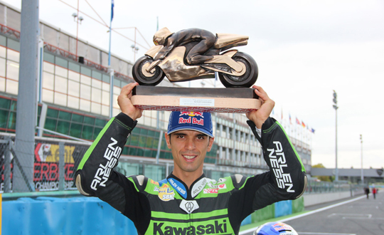 Silverstone'da Zafer Kenan'ın!