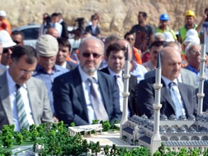 Temeli dualarla atıldı