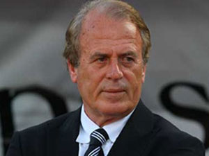 Mustafa Denizli Milli takımı bekliyor