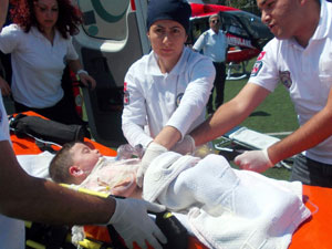 Helikopter Trabzonlu çocuk için havalandı