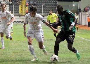 Akhisar pes etmedi! Galibiyetle başladı