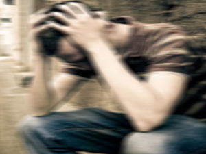 Uyuşturucu kullanan eşini...