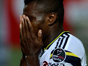 Futbolculara 'Türkiye'ye gitmeyin' çağrısı!