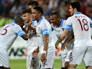 Trabzonspor Akhisar deplasmanında çıkışını sürdürmek istiyor