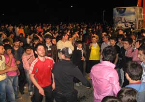 KTÜ'de Sezen Aksu izdihamı